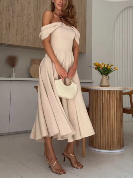 Candela | Abito lungo elegante con spalle scoperte e drappeggio