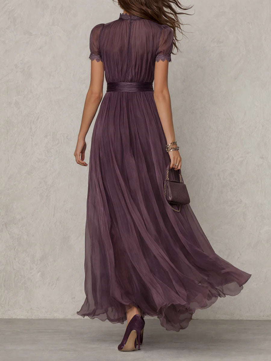 Flavia | Elegante Maxi Dress in Chiffon Viola con Keyhole