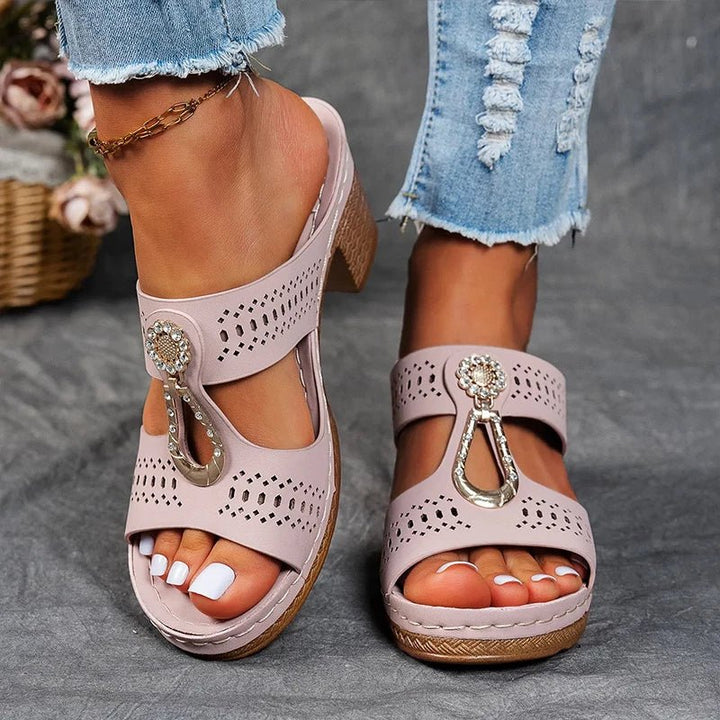 CLAIRE | CHIC SANDALS