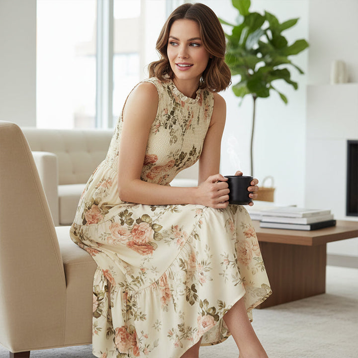 Selena - Sleeveless Summer Dress with Floral Pattern
